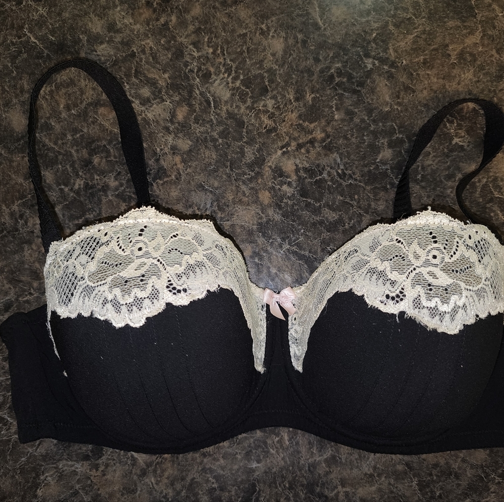 Adore Me Black Pink push-up bra 40C LIKE NEW